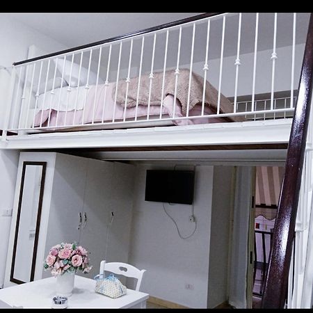 Casa Carolina A Toledo Bed and Breakfast Napoli Esterno foto